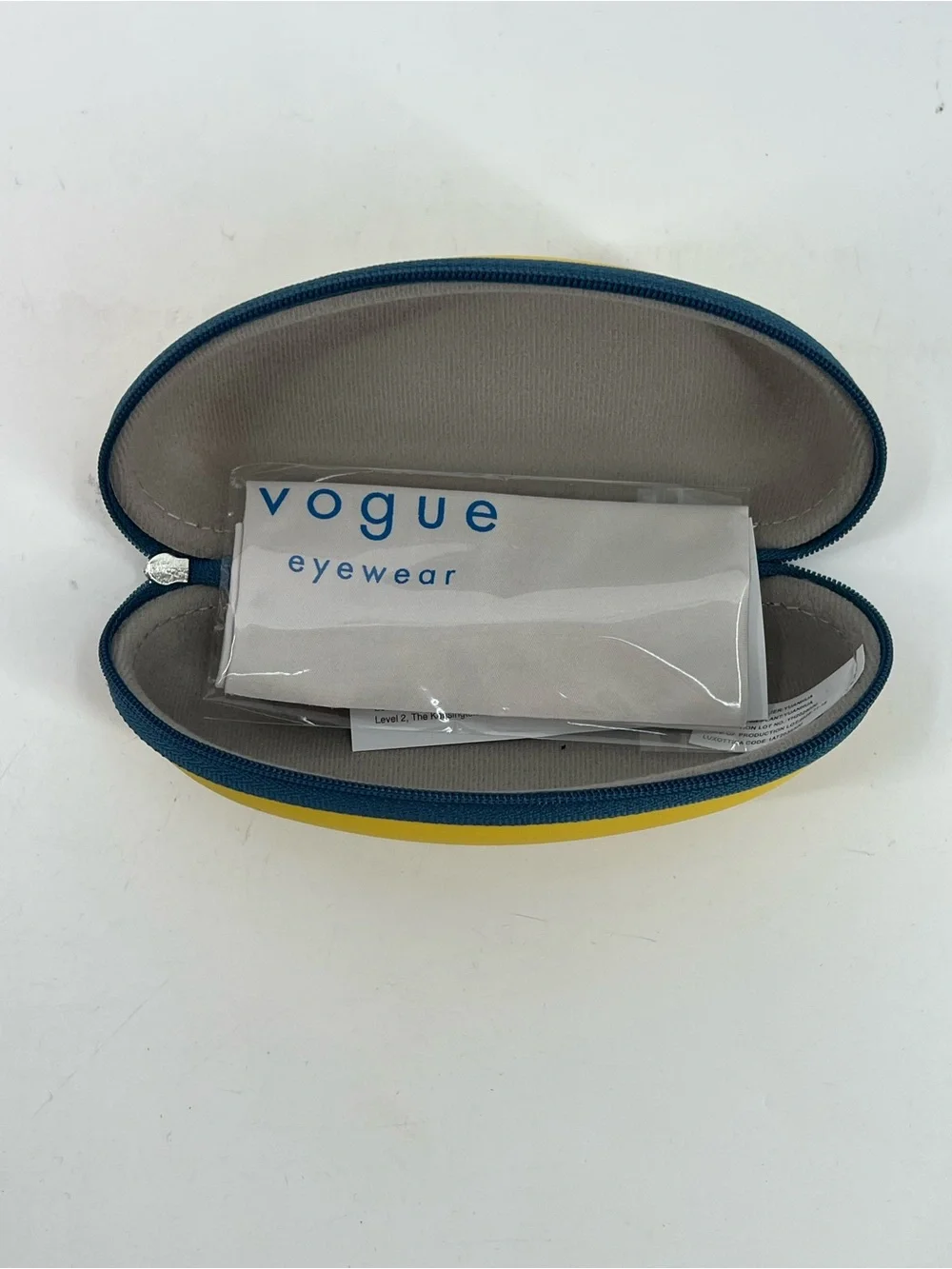 Vogue Kids Eyewear Yellow Hard Shell Sunglasses Case Seal Graphic Unused